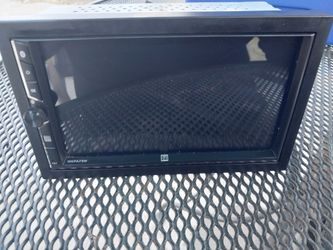 Dual xdcpa73w
Car stereo