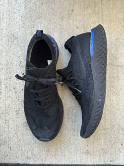 Nike Epic React Flyknit Size 10 Running Shoes Black Blue Mens size 10
