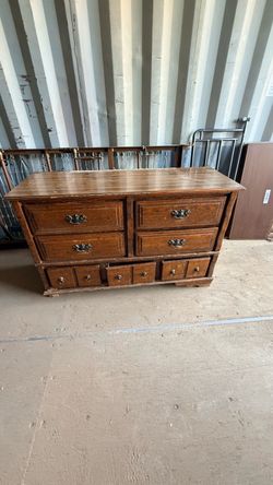 Vintage Wood Dresser w/ Matching Mirror – 8 Drawer Refinishing Project