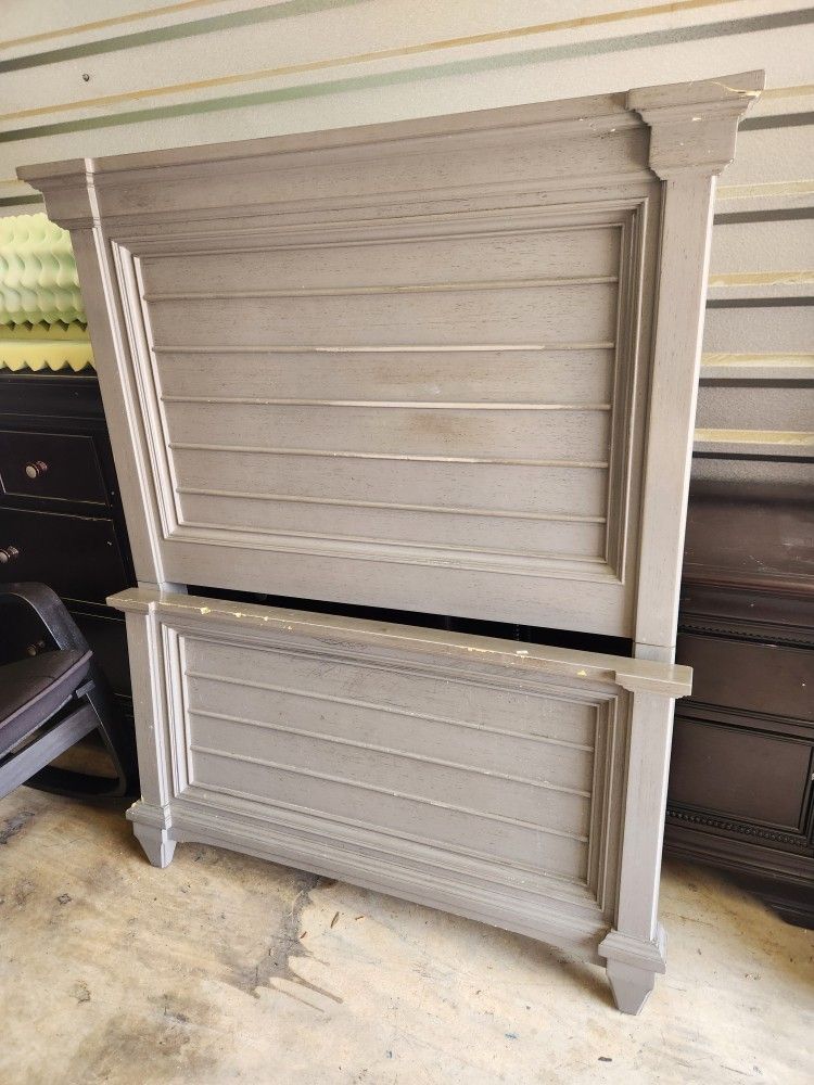 Twin Bed Frames Ans Night Stands