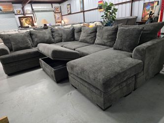 Gray U-Shaped Sectional Couch w/ Storage Ottoman – $1,099