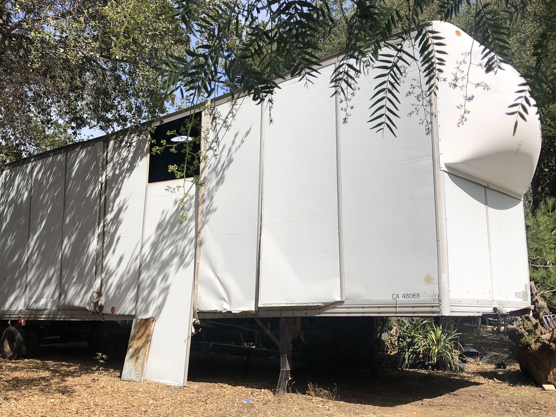 53' Storage container