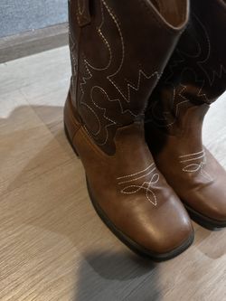 Boots Size 5 
