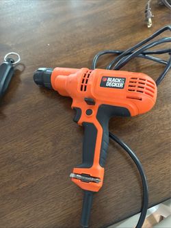 Black & Decker DR260 5.2 Amp 3/8 in Corded Drill Variable Speed Reversible AP40