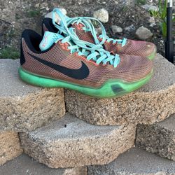 Nike Kobe10 Low Easter Size 12 Basketball 🏀 Shoes