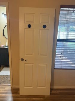 6-panel interior door w hinge