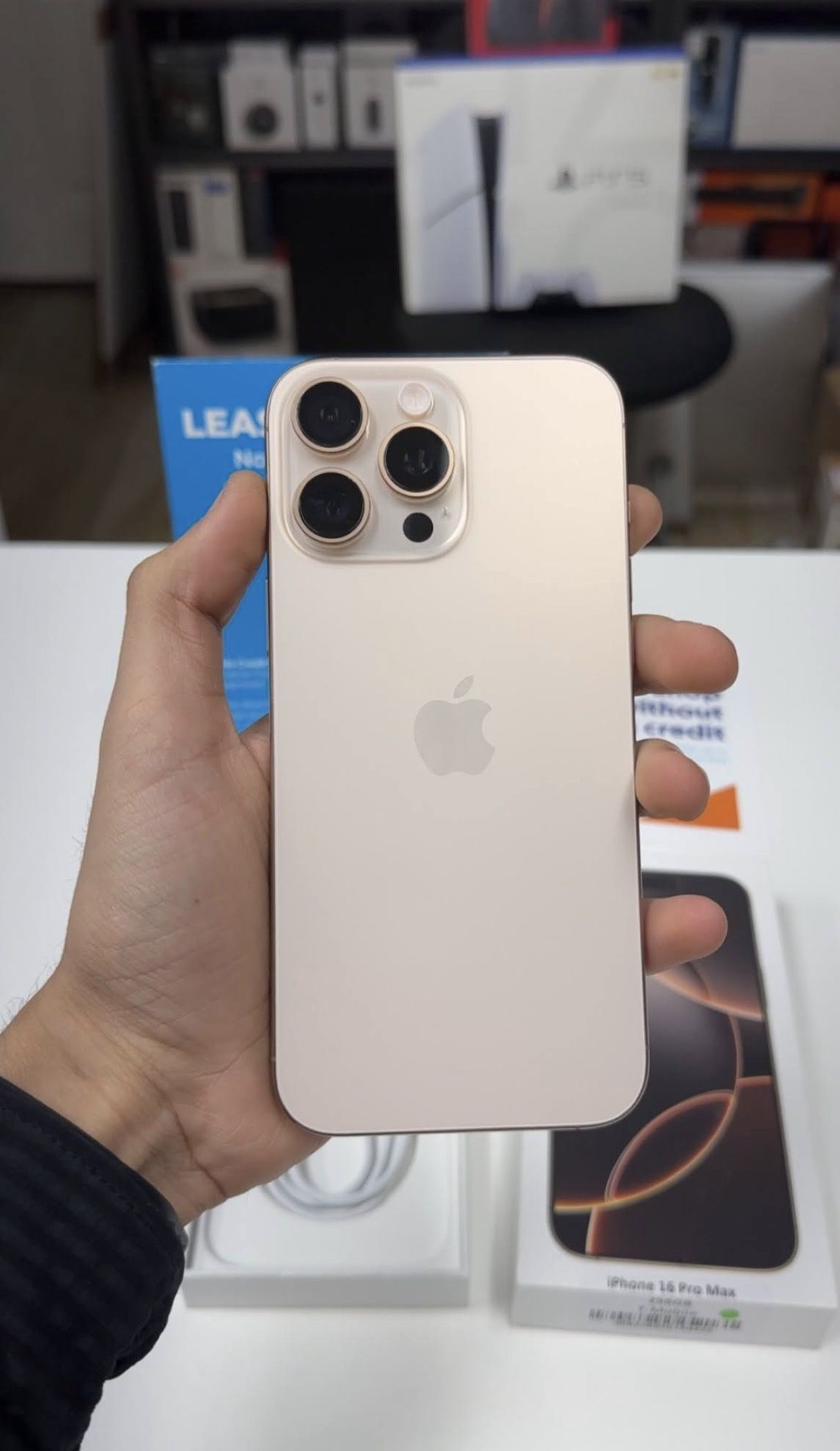 iPhone 16 Pro Max 256GB Unlocked