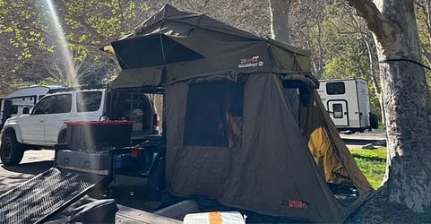 Roof top tent with trailer