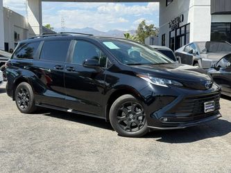 2025 Toyota Sienna