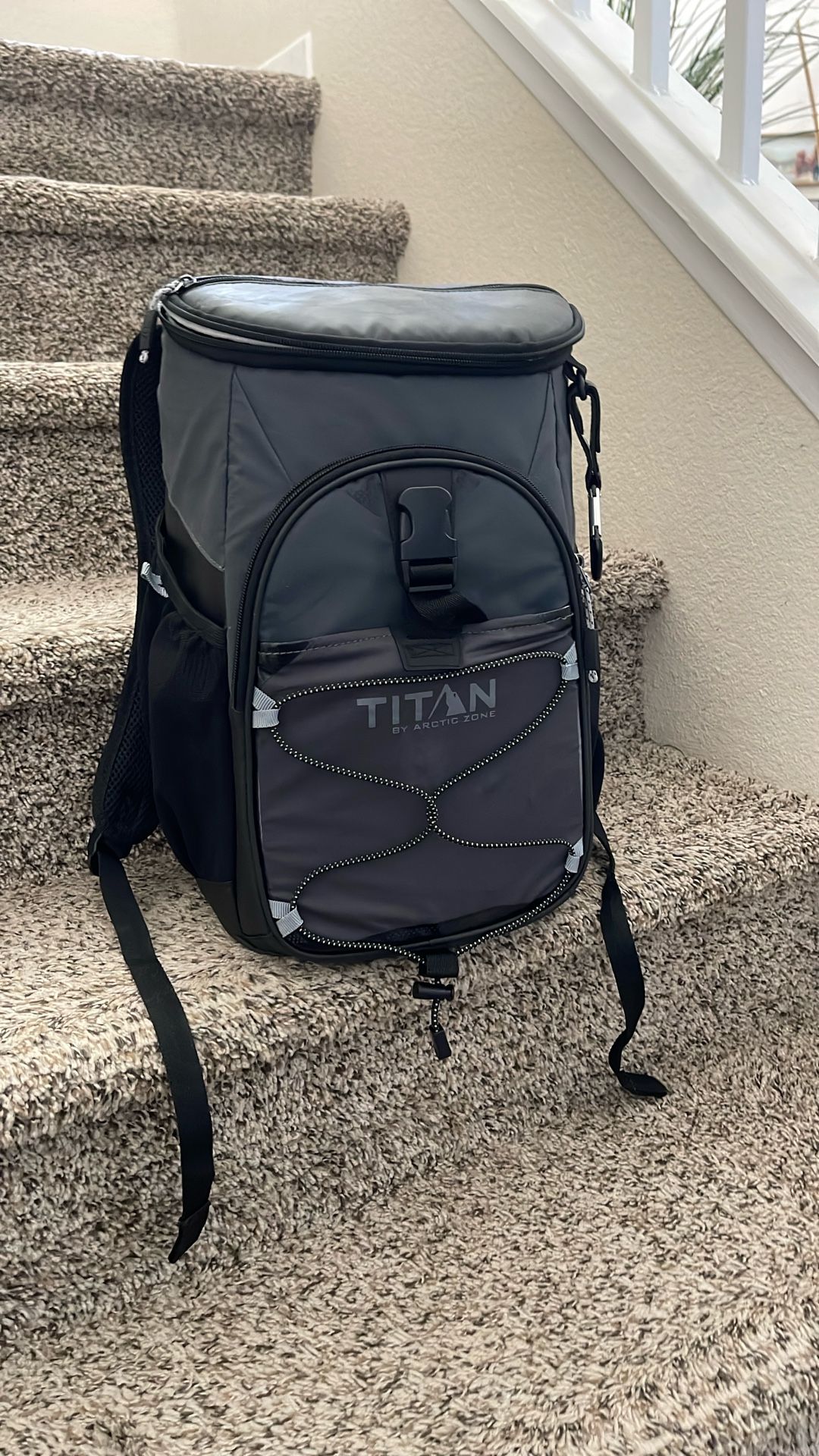TITAN Cooler Back Pack