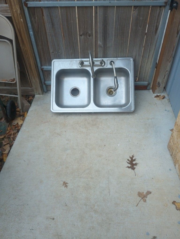 Stainless Steel Sink With Faucet