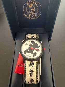 Vintage Lorus Quartz Mickey Mouse Watch