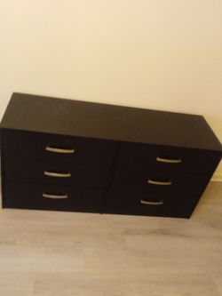 ASHLEY FURNITURE DRESSER [must pick up]
