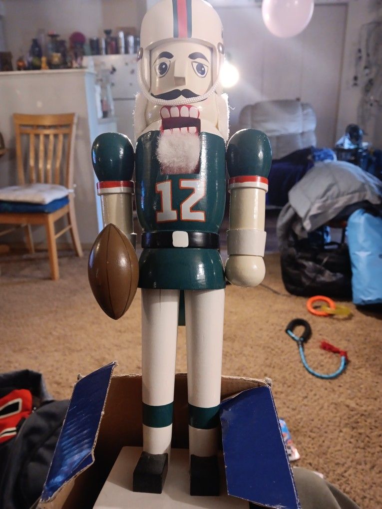 NFL Nutcracker Fugurine