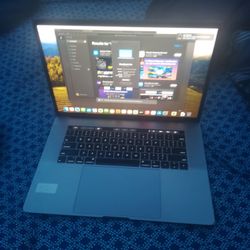 Mac Book Pro 2018 15 Inch