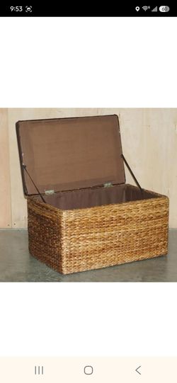 Pair of wicker trunks