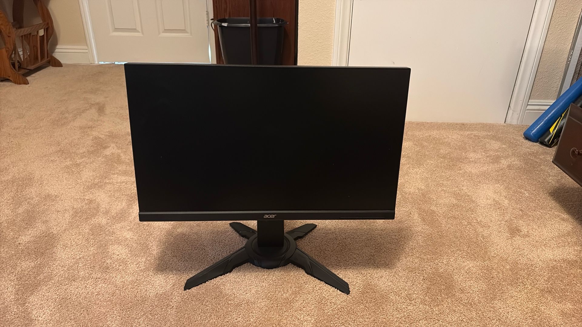 Acer Monitor(28 Inches)