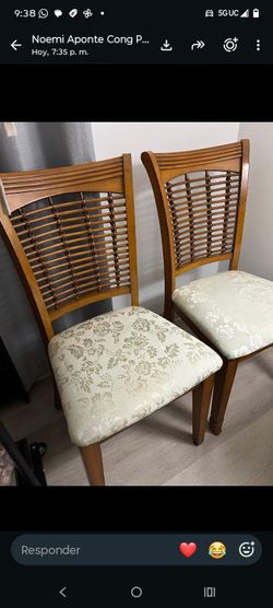 CHAIRS (4)
