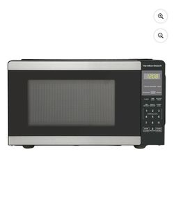 Hamilton Beach 0.9 Cu ft Countertop Microwave Oven, 900 Watts, Stainless Steel, New