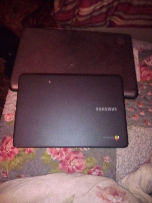 2 Laptops Chrome Samsung/Hp