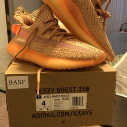 Yeezy “Clay” 350 V2