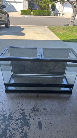 ZooMed 25 Gal Reptile Terrarium