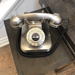 Antique Look Table Telephone 