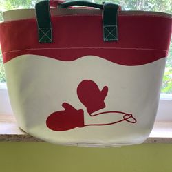 Winter Skates And Mittens Tote Bag/Purse
