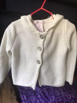 Unicorn sweater really cute and clean 24months