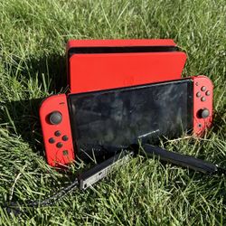 Nintendo Switch Red