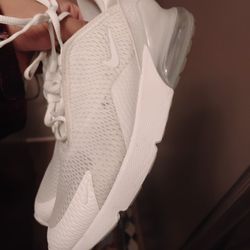 Triple White 270 Size 3 Y 