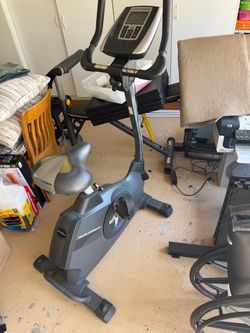 HealthRider H30X Upright Stationary Exercise Bike – Works Great