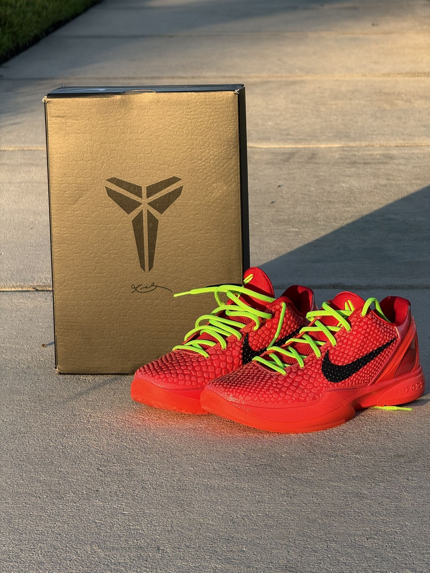 Nike Kobe 6 Protro "Reverse Grinch" – Size 9 US – Authentic + Original Box!