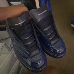 Alexander McQueen Size 10 