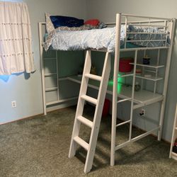 Loft bed- Twin