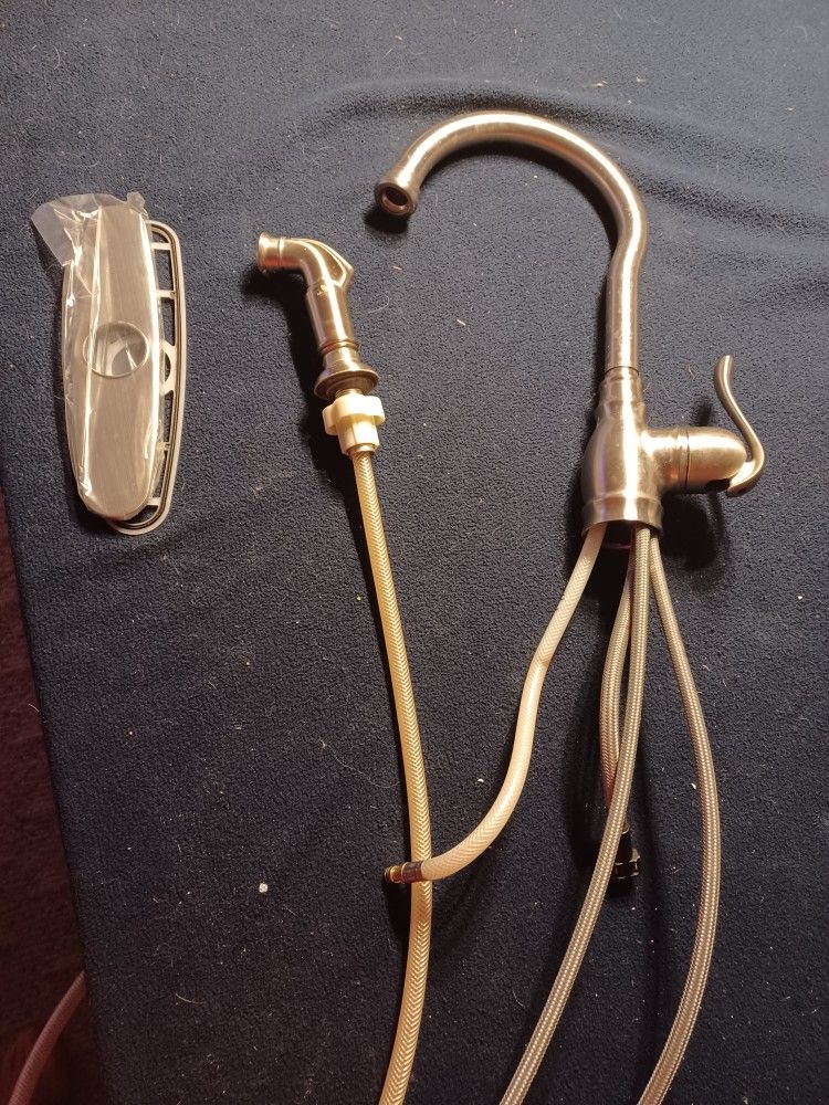 Moen kitchen faucet