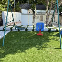 Backyard Swing Set 