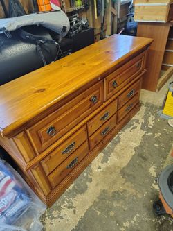 Hardwood dresser