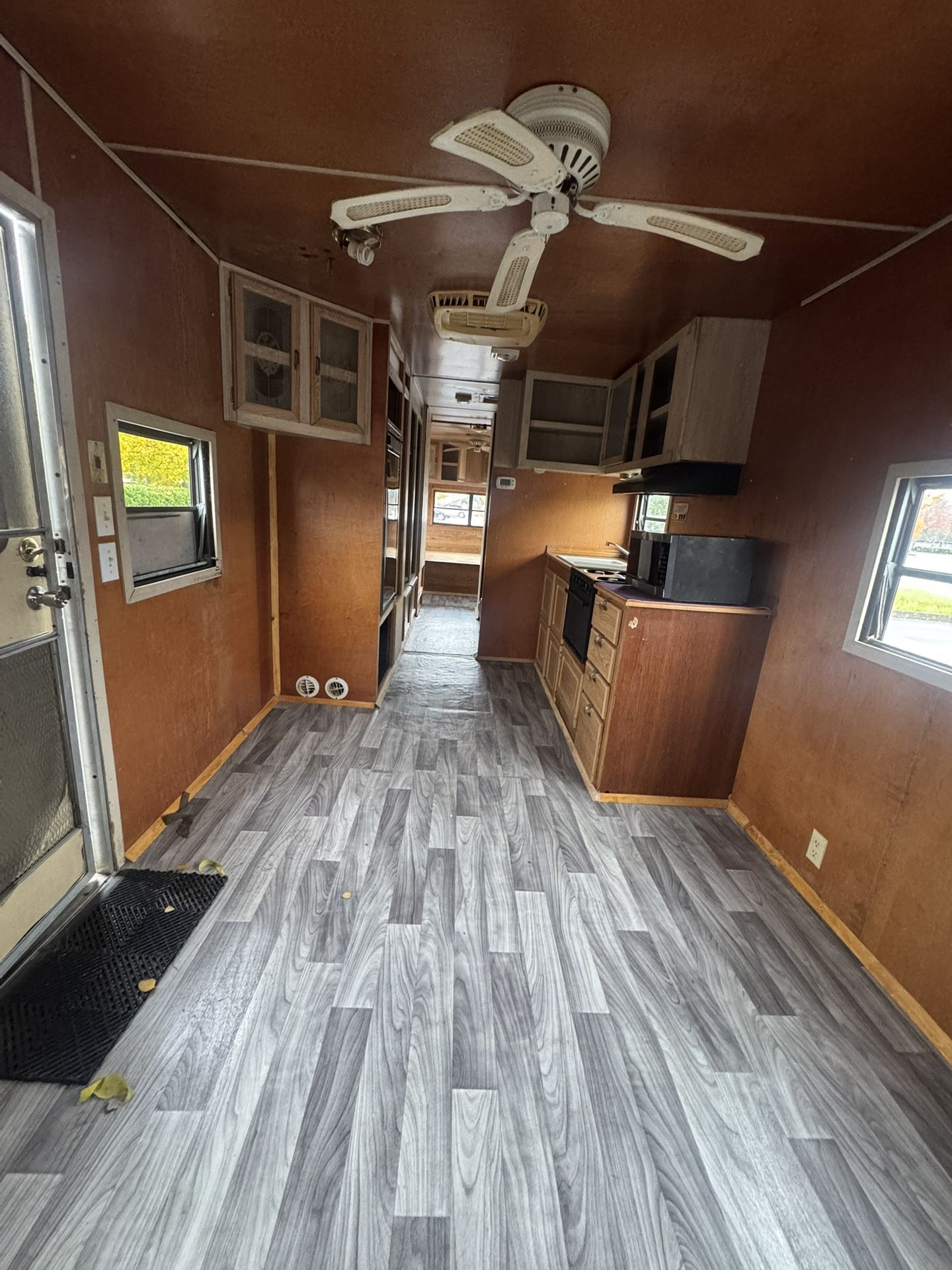 30’ Remodeled Travel Trailer 