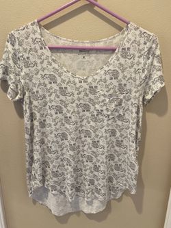 Cute Women’s Shirt With Elephants 