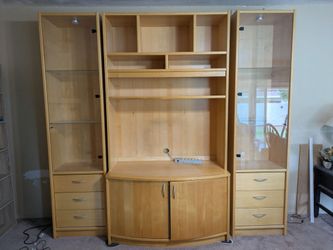 Honey oak entertainment center