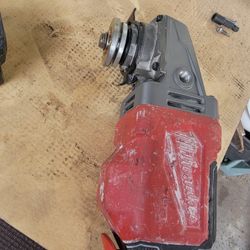 Milwaukee M18 Grinder 
