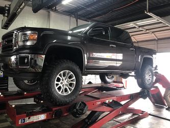 37s on 18 oem rims