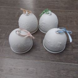 Lladro  Bells 