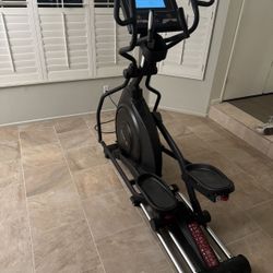 Sole E-35 Elliptical With Touch Screen And WiFi 