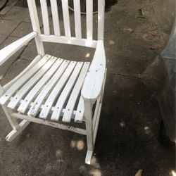 Wood Rocking Chair 