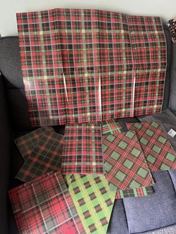 12 sheets of Christmas wrapping paper!!