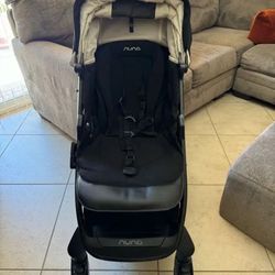 Nuna Car Seat With Stroller 