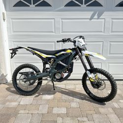 Surron Ultra Bee