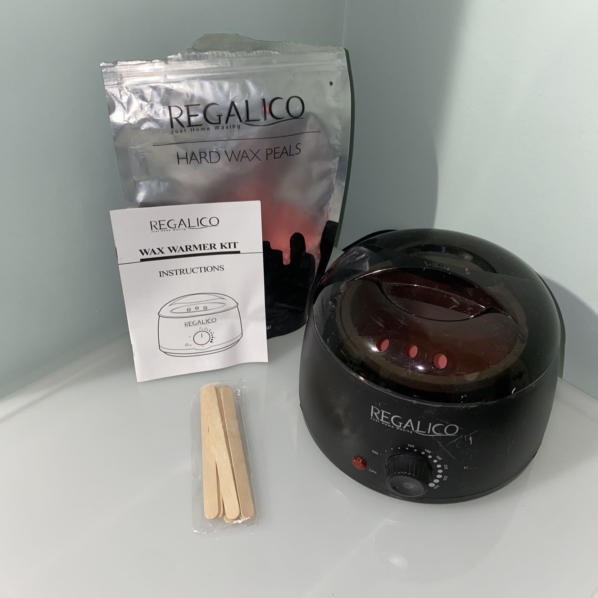 Electric Wax Warmer w/ Box and Accessories